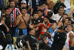 Football - Soccer - World Cup - South American Qualification - Brazil vs Argentina - November 21, 2023 - Estadio Maracana, Rio de Janeiro, Brazil The start of the game is delayed because of fights between spectators and security personnel in the stadium.